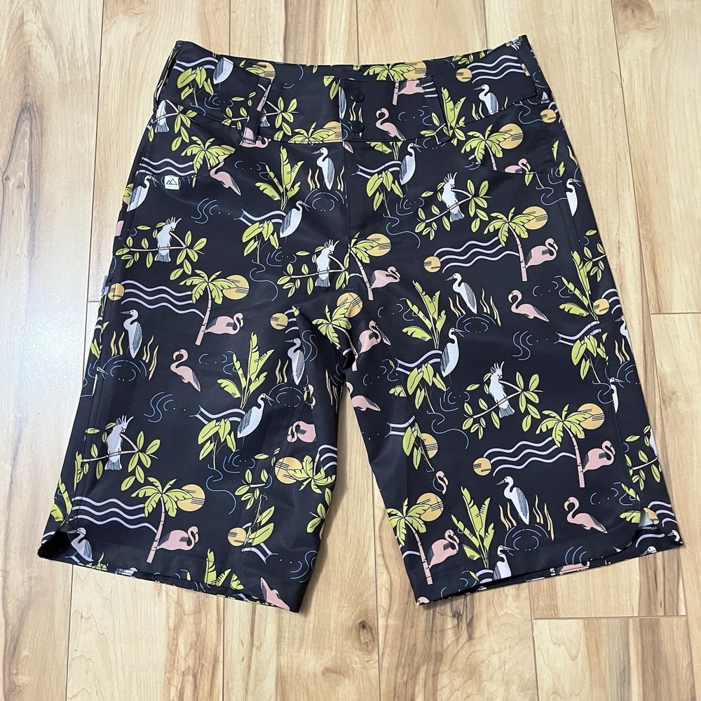 Wild Rye MTB Shorts Women's Sz 6 Flamingo Print Stretch 12" Inseam Mountain Bike
